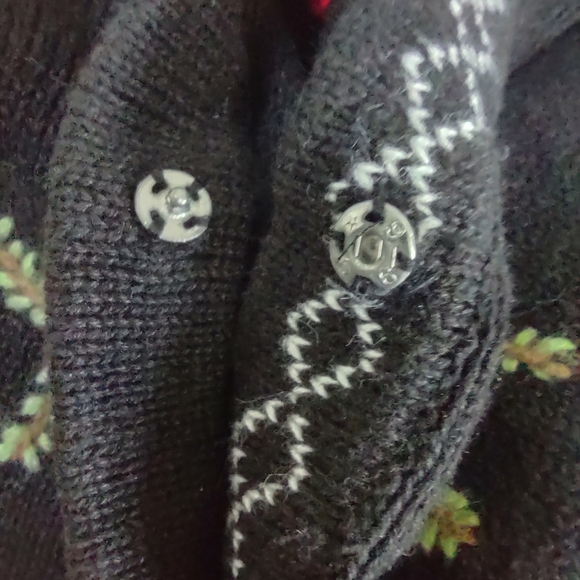 Reference Point Christmas Sweater - Picture 6 of 6